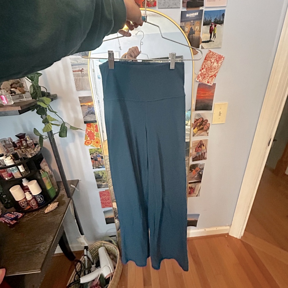 ATHLETA WIDE LEG LEGGINGS TALL
